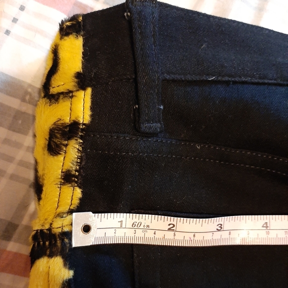 Junya Watanabe Cropped Black With Yellow Animal Print FAUX FUR Jeans - Picture 7 of 8